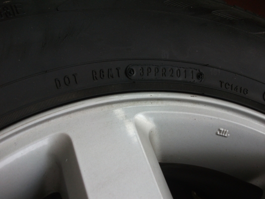 ล้อแม็ค ยาง 245 70 R16"