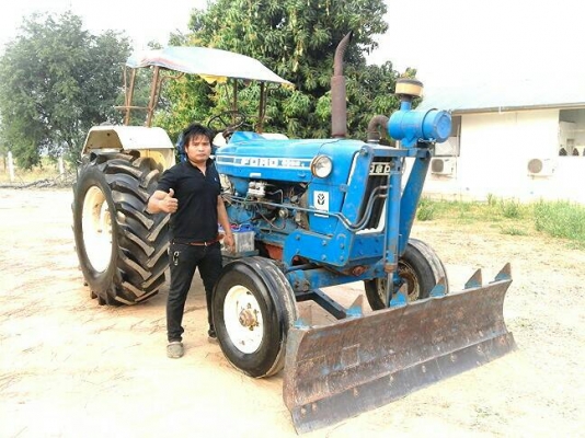 !!! ขายด่วนๆ รถไถ FORD รุ่น 6600 86 แรงม้า ผาน 3 !!!