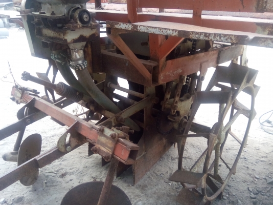 ขายหางปลูกอ้อย ร่องคู่ ใส่ 47 แรงขึ้นไป