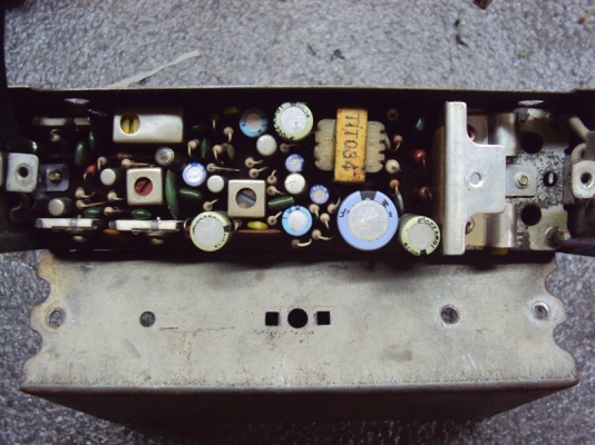 ขายวิทยุรถยนต์แนวเรโทร