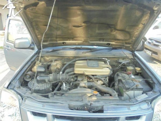 ISUZU HI-LANDER 3.0 CAB 4 โฉม CAB4 ปี02-05 สีเทา เกียร์ออโต้