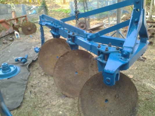 ขายตามสภาพพาน3ติดมากับรถไถฟอดร์ลดเหลือ12500บาท