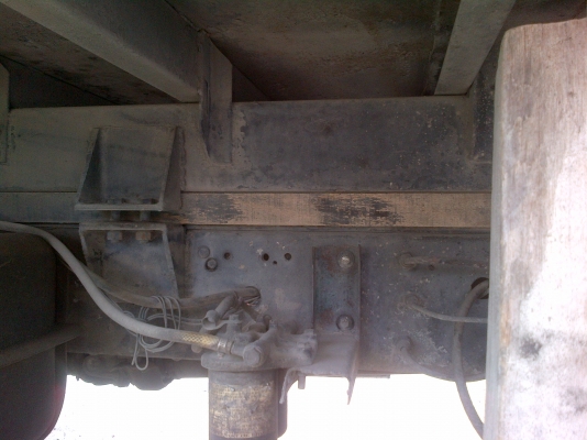 อีซูซุ 175 เพลาเดียว 450,000 บาทติดต่อ 090-6208746