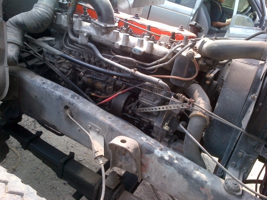 อีซูซุ 175 เพลาเดียว 450,000 บาทติดต่อ 090-6208746