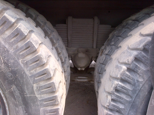 อีซูซุ 175 เพลาเดียว 450,000 บาทติดต่อ 090-6208746