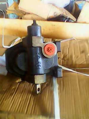 ปั้มปั่นดั้ม 2ตัน 4ตัน ราคา 4,500 บาท โทร  090-6208746