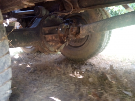 สิบล้อหัวยาว เพลาเดียว ติดเครน3 ตัน  พร้อมใช้งาน   เล่มพร้อม...