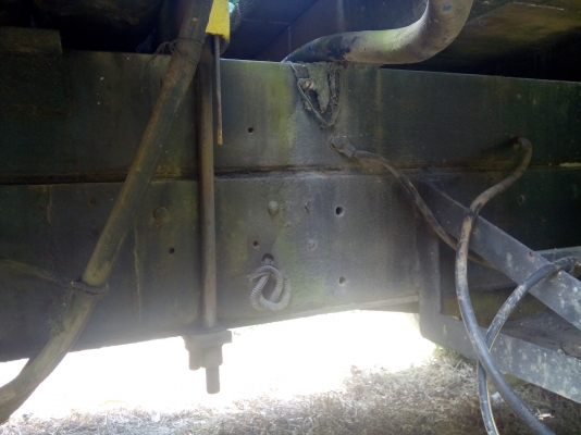 สิบล้อหัวยาว เพลาเดียว ติดเครน3 ตัน  พร้อมใช้งาน   เล่มพร้อม...