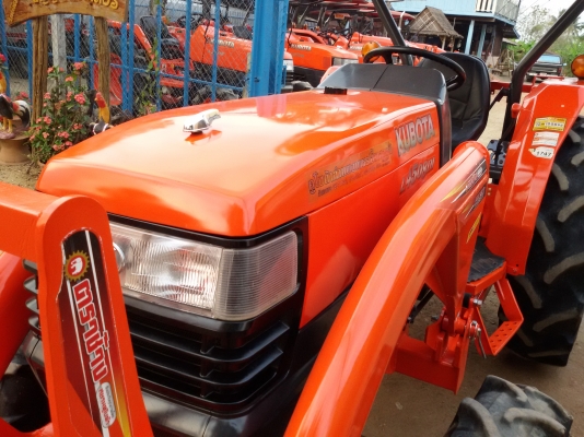 ปัญญาแทรคเตอร์..จัดมาให้ครับ ด่วน!!!คูโบต้า L4508DI พร้อมใบมีดคานบนSD181 ทำงาน1,499ชม.