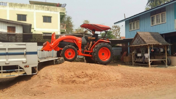 ปัญญาแทรคเตอร์..จัดมาให้ครับ ด่วน!!!คูโบต้า L4508DI พร้อมใบมีดคานบนSD181 ทำงาน1,499ชม.