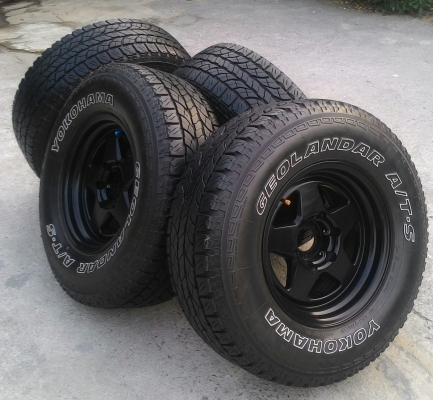 ขายยางAll265/70/16พร้อมล้อลายBreadley V2