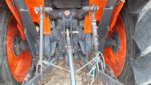 ขายรถไถL3608ใบมีดผาลพรวนพร้อมใช้ครับ