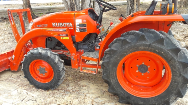 ขายรถไถL3608ใบมีดผาลพรวนพร้อมใช้ครับ