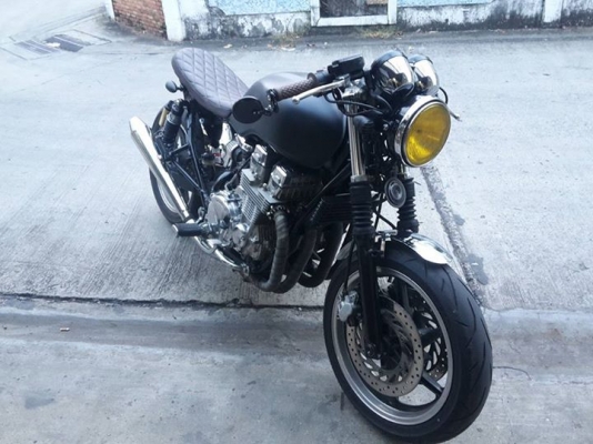 ขาย CB750 Custom เล่มเขียวแท้ๆ ภาษีต่อแล้วถึงปี 60