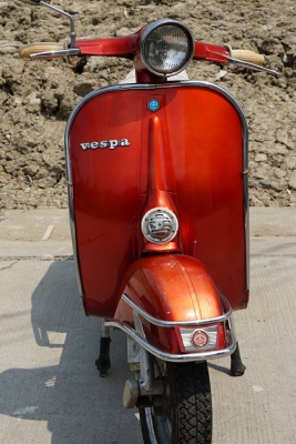 วุฒิ นนบุรี ขาย VESPA Small 90 สีเดิมทะเบียนพร้อมโอนขนส่ง