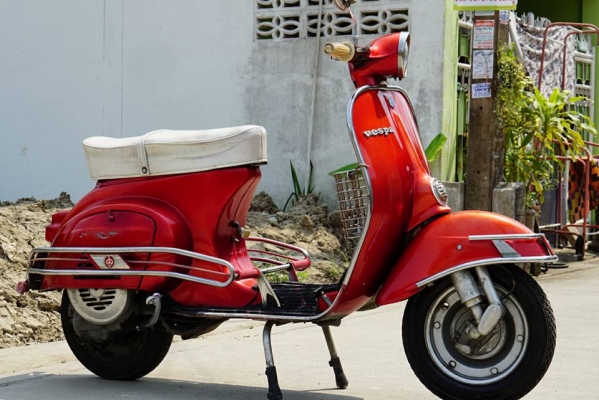 วุฒิ นนบุรี ขาย VESPA Small 90 สีเดิมทะเบียนพร้อมโอนขนส่ง