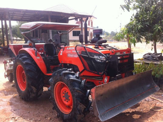 ขายรถไถ คูโบต้า M 9540 สองเพลา เอกสารเล่มทะเบียน