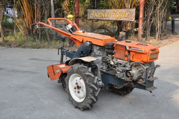 ขายรถพรวนดินKUBOTA K62 แรงดี ดีเซลสภาพสวยเดิมจากญี่ปุ่น มีเกียร์ 26,500เท่านั้น