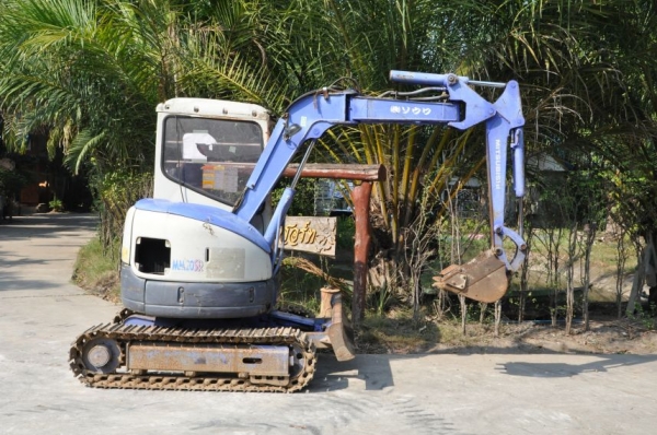 (ลดกระหน่ำ)ขายแบคโฮ MITSUBISHI MM20 สวยเดิมจากญี่ปุ่นยังไม่เคยใช้ในไทย ทำงานสมบูรณ์ทุกระบบ รับรองไม่ผิดหวัง 235,000 เท่านั้น!!