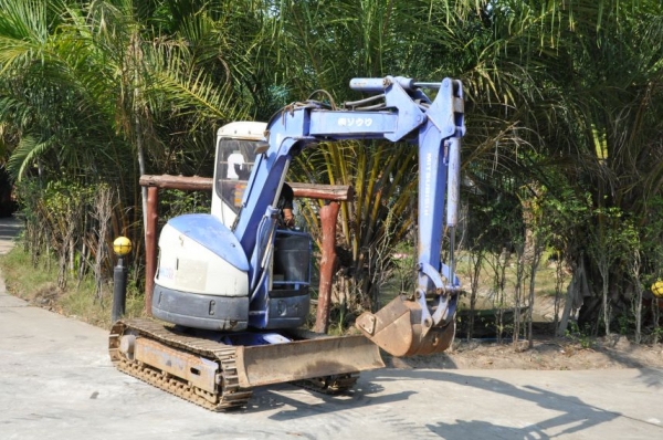 (ลดกระหน่ำ)ขายแบคโฮ MITSUBISHI MM20 สวยเดิมจากญี่ปุ่นยังไม่เคยใช้ในไทย ทำงานสมบูรณ์ทุกระบบ รับรองไม่ผิดหวัง 235,000 เท่านั้น!!