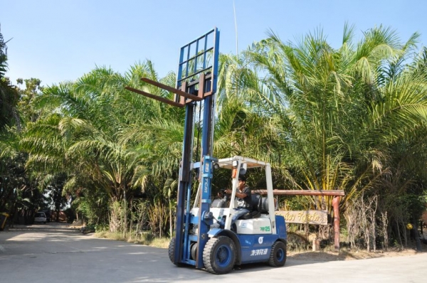 ขายFORKLIFT TCM FG25(2.5ตัน) เสา3เมตร สวยเดิมจากญี่ปุ่น ยังไม่เคยใช้ในไทย 155,000เท่านั้น!!