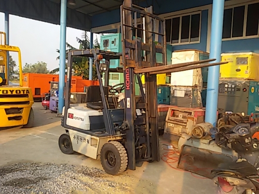 ขายรถยก ขนาด 1ตัน komatsu