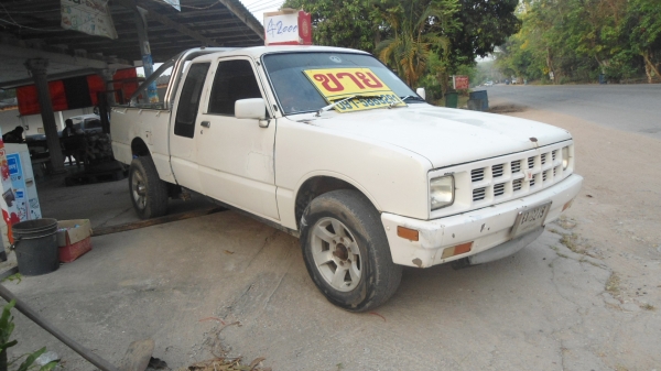 ขายอีซูซุเครื่องมังกร พวงมาลัยพาวเวอร์ ชุดแอร์มี  เครื่องดี  คัชซีดี