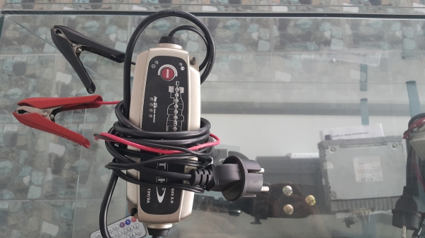 ขายเครื่องชาร์จ สำหรับ jetski