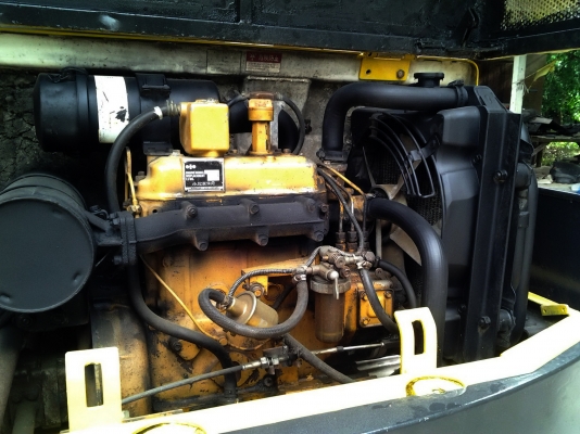 ขายด่วนรถแบ๊คโฮ KOMATSU PC30-6 กับ เทรลเลอร์ ISUZU 6 ล้อ ยกคู่ (มีทะเบียน) ขายด่วนรถแบ๊คโฮ KOMATSU PC30-6 กับ เทรลเลอร์ ISUZU 6 ล้อ ยกคู่ (มีทะเบียน)