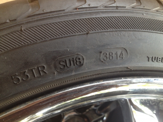 ขายล้อแม็ก ขอบ 18 5 รู 114 พร้อมยางดอกหนาๆ 225/45/18 ปี 14 ขายล้อแม็ก ขอบ 18 5 รู 114 พร้อมยางดอกหนาๆ 225/45/18 ปี 14