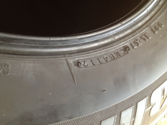 ขายยาง BRIDGESTONE ECOPIA 265 60 18 ปลายปี 12 ดอกลึกๆ ขายยาง BRIDGESTONE ECOPIA 265 60 18 ปลายปี 12 ดอกลึกๆ