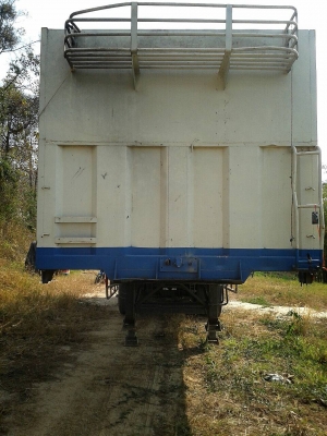 หางพ่วง คอกเกษตร  ยาว  8.50  เมตร   ราคา   280,000  บาท