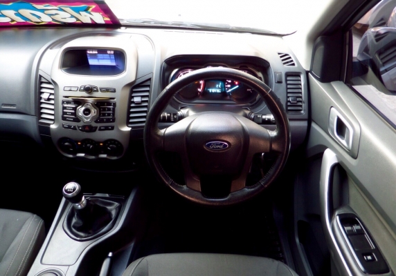 FORD RANGER 2.2 XLT Hi-rider Cab  ปี 2014