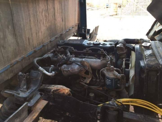 ขายรถ6ล้อ NPR115แรง เฟืองท้ายใหญ่ เบรกทิฟฟี่ ภายในสวย เอกสารพร้อมโอน สนใจโทร 090-8588220คุณนะ 093-3258446คุณบิว หรือเข้าดูสินค้าอื่นๆได้ที่ www.truck.in.th/498 หรือเพจFacebook ณรงค์ ซื้อขายรถมือสอง (เว็บไซต์ส่วนตัว) หรือFacebook คุณนะ รถบรรทุก