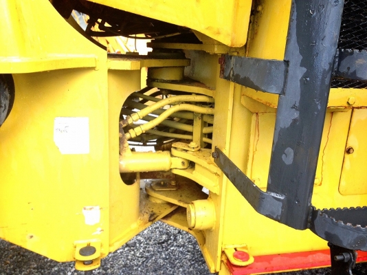 KOMATSU WA100-3 เก่าญี่ปุ่น ราคาถูก โทร.090-986-2521 อ๊อบ KOMATSU WA100-3 เก่าญี่ปุ่น ราคาถูก โทร.090-986-2521 อ๊อบ