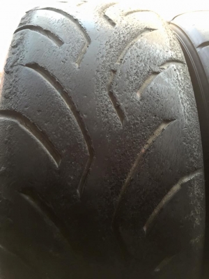 ขายยาง DUNLOP DIREZZA03G 195-55-15 ปี06,12 เอาไปใส่หล่อๆ ไม่มีปะ คู่ละ 800 บาท (แปดร้อยบาท)