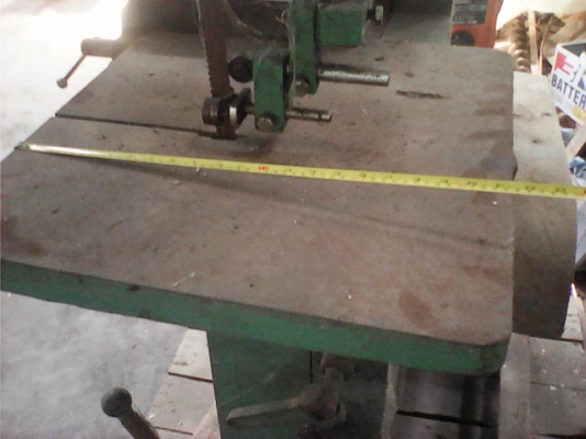 ขายเลื้อยสายพาน24 นิ้ว ตัวใหญ่ สภาพดี เก่าเก็บ