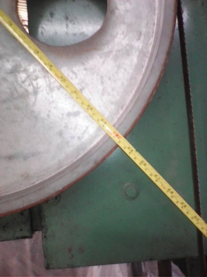 ขายเลื้อยสายพาน24 นิ้ว ตัวใหญ่ สภาพดี เก่าเก็บ