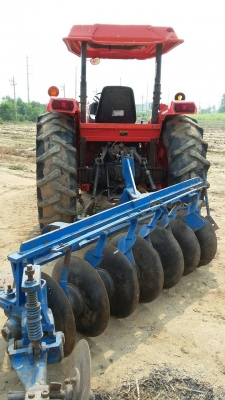 ขายคูโบต้า  M5000 ไบมีดผาน7หนึ่งอัน ราคา325000บาท พร้อมใช้งานสายๆครับสนใจ โทร0813655997 อำพร พาเจริญ ต วังบัว อ คลองขลุง จ กำแพงเพชร ราคานี้ยังต่องลองได้อีกนะครับ