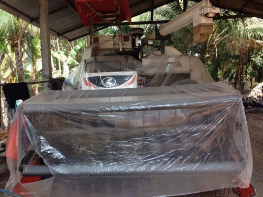 ขายรถเกี่ยวข้าวคูโบต้า  DC 70 g