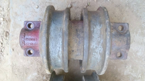 ขายลอนเลอร์ รถแทรกเตอร์ D-4.  เบอรโก้ สภาพสวยขายไม่แพง