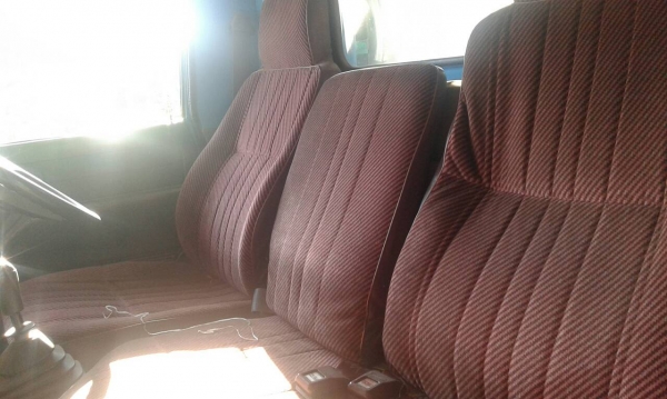 อีซูชุ  ตามภาพ  ( รถเปลี่ยนหัวใหม่  )   ราคา  160,000 บาท