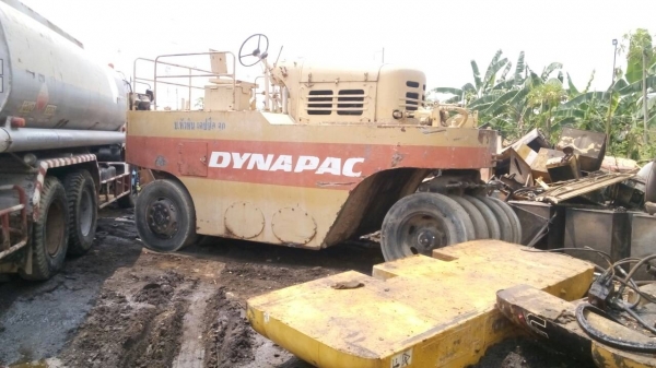 ขายรถบด3คัน ครับ กับรถน้ำสิบล้ออัก1คัน รถทุกคันมีทะเบียนครับสนใจโทรสอบถามกันก่อนได้นะครับ