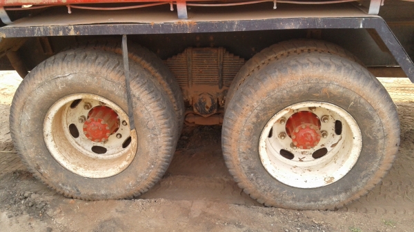 จองแล้วครับ โดยเสี่ยจรัล ลพบุรีครับ F18 2เพลาดั้ม  รถสวย แอร์เย็น เครื่องดี แชชซีสวยมาก