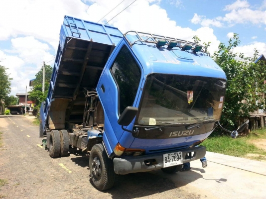 ขายรถดั้ม6ล้อ NPR120แรง เครื่องดีแคชซีสวย ยางดี ภายในสวย แอร์เย็น เอกสารพร้อมโอน สนใจโทร 090-8588220คุณนะ 093-3258446คุณบิว หรือเข้าดูสินค้าอื่นๆได้ที่ www.truck.in.th/498 หรือเพจFacebook ณรงค์ ซื้อขายรถมือสอง (เว็บไซต์ส่วนตัว) หรือFacebook คุณนะ รถบรรทุก