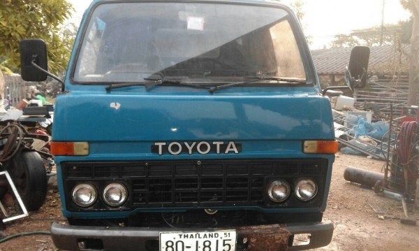 ขาย TOYOTA 6ล้อดั๊มพ์ 3คิว เครื่อง 1B ราคา 170000