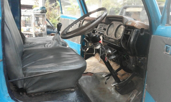 ขาย TOYOTA 6ล้อดั๊มพ์ 3คิว เครื่อง 1B ราคา 170000