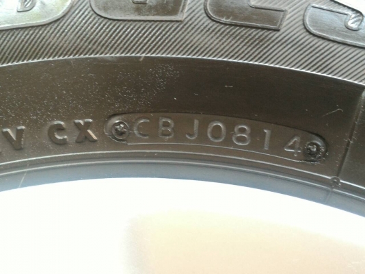 ขายยาง บริสโตน 215 x 70 x 16 ขายยาง บริสโตน 215 x 70 x 16