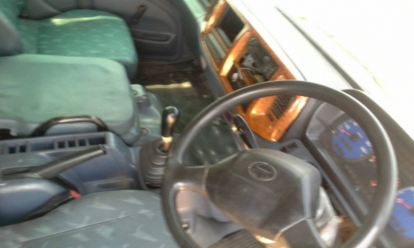 ขาย รถ6ล้อตู้เย็น ติดตั้งเครื่องทำความเย็น/HINO/รุ่น FC4J/144 แรงม้า/ปี49 ขาย รถ6ล้อตู้เย็น ติดตั้งเครื่องทำความเย็น/HINO/รุ่น FC4J/144 แรงม้า/ปี49