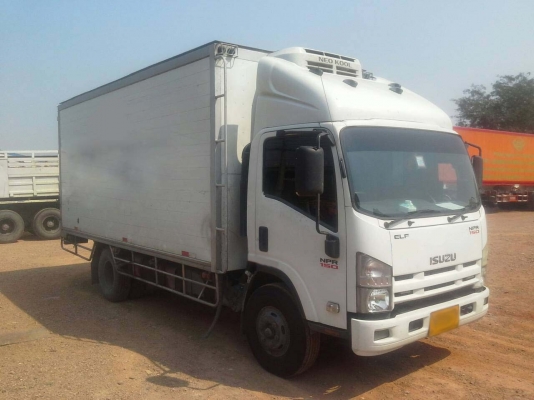 ขาย 6ล้อตู้บรรทุก/รุ่น NPR/150 แรงม้า/ยาว 5.1ม./ปี54 สภาพพร้อมใช้งาน